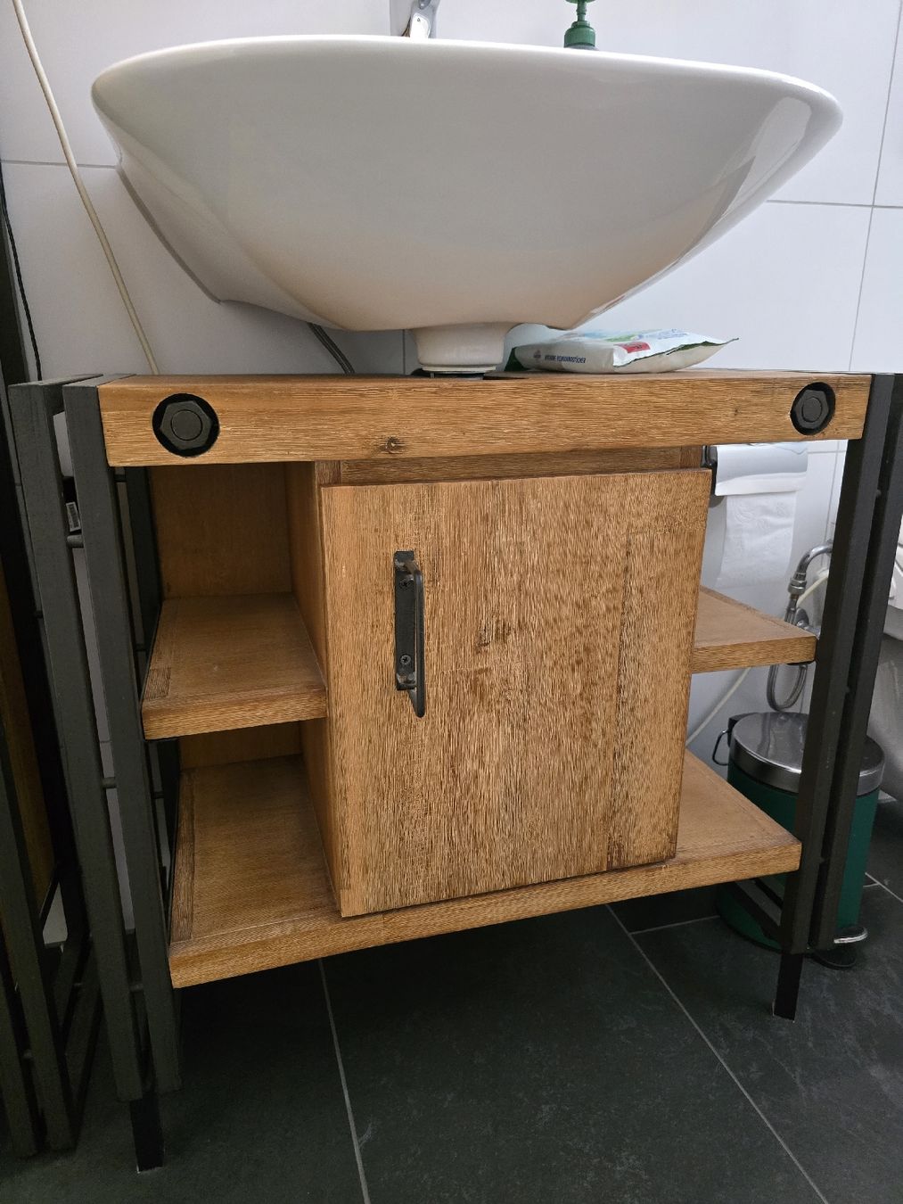 Armoires miroirs: Modernes Badezimmer Set – D'occasion à Stein am Rhein par dom_k28v 3