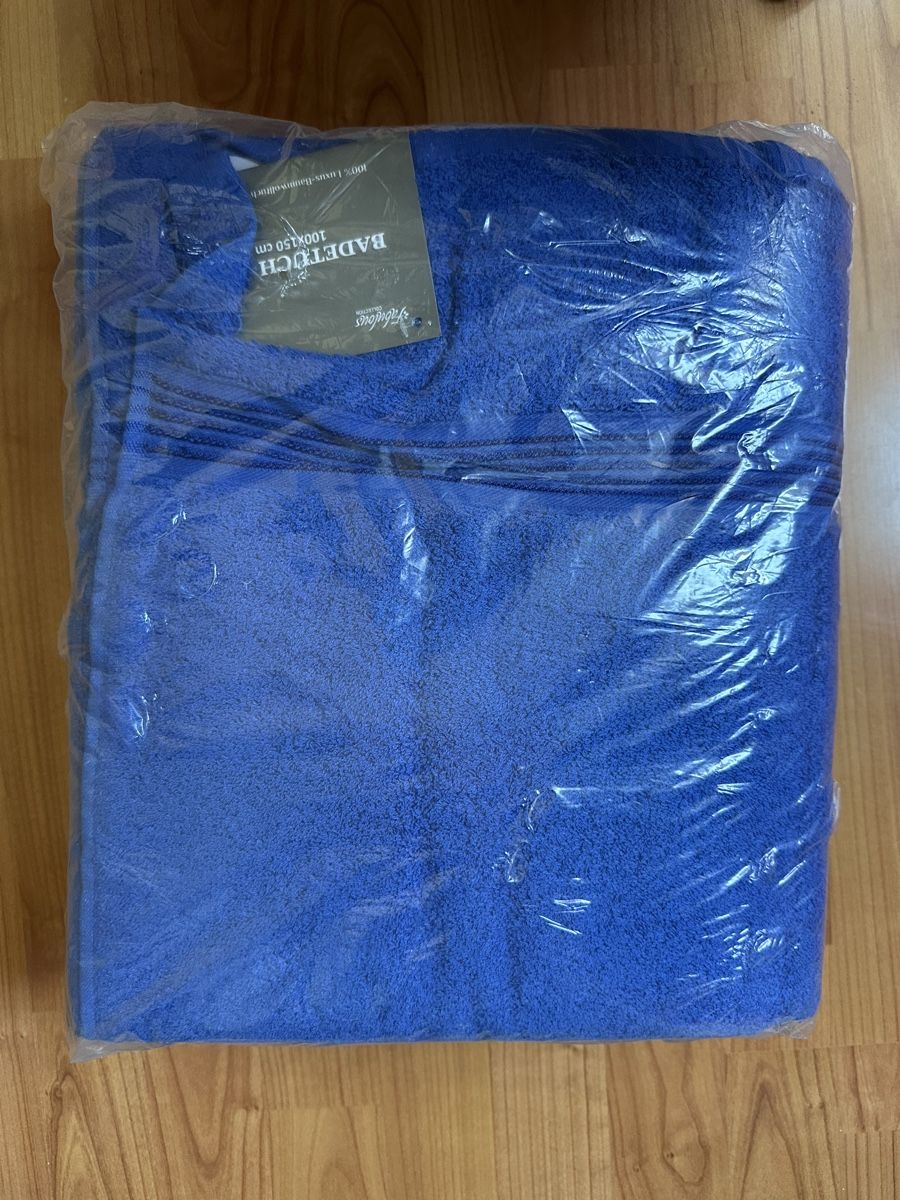 Serviettes de bain: 3x Badetuch 100x150 – Neuf avec emballage d'origine à Bern par TopG786