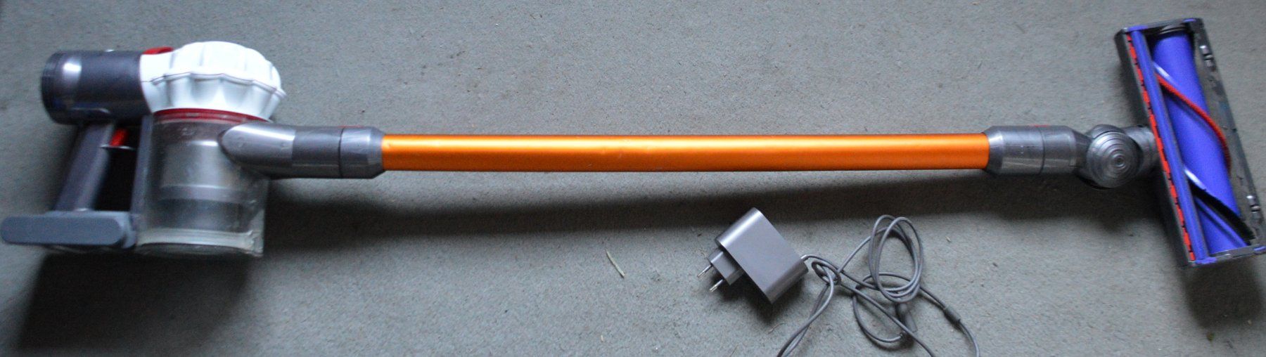 Dyson Staubsauger & Zubehör: Dyson V7 Staubsauger / aspirateur – Gebraucht aus Collonges von arashee 2