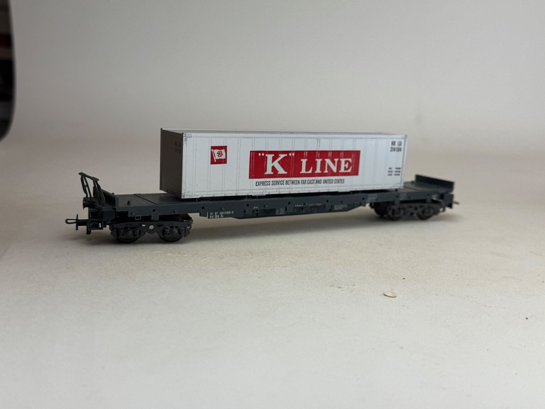 Liliput Modelleisenbahnen: EB- Liliput Containerwagon K Line Container 40 Ft. – Gebraucht aus Elm von Wikmtz 1