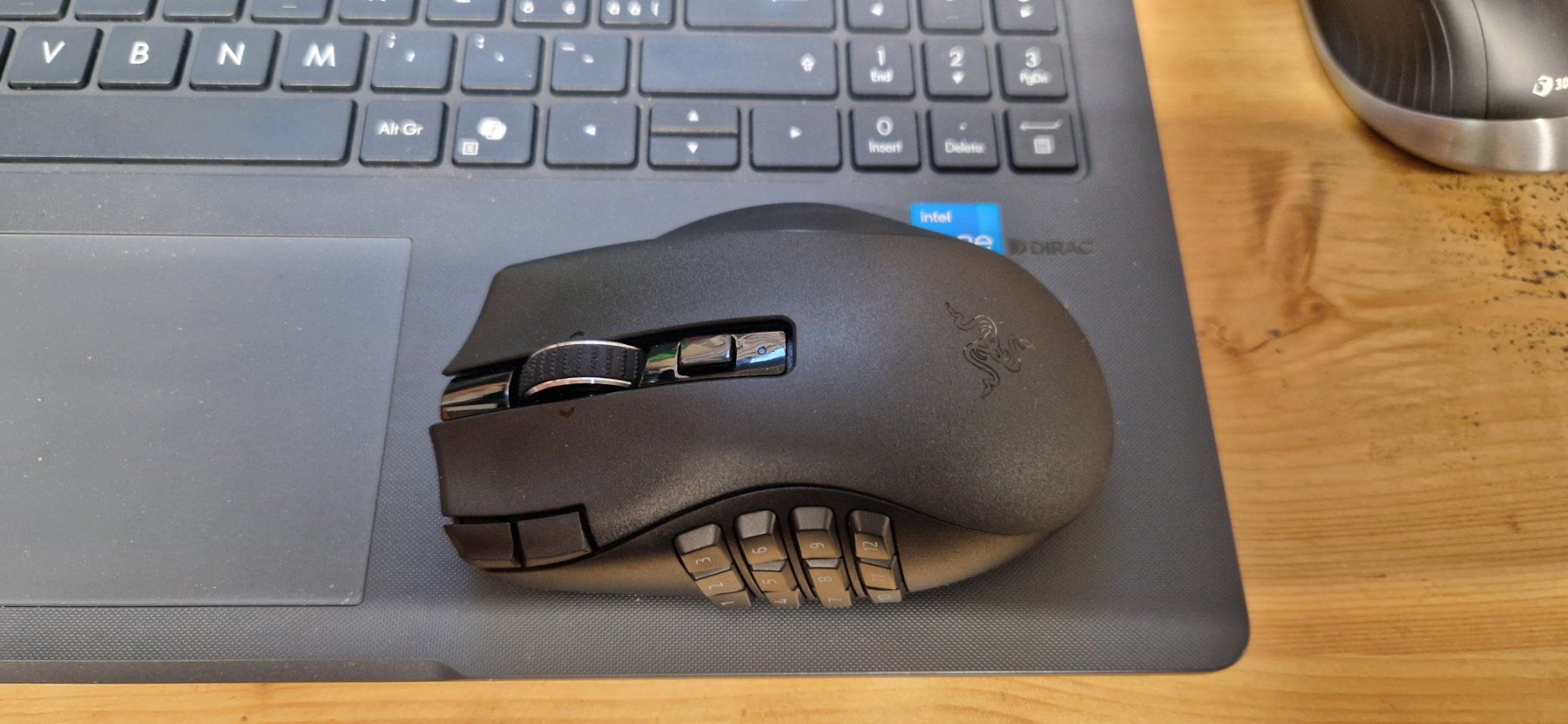 Razer Mouse: Razer Naga V2 HyperSpeed Maus ab 1.- – Nuovo e nell'imballaggio originale da Widen venduto da Haus_Morgenstern 3