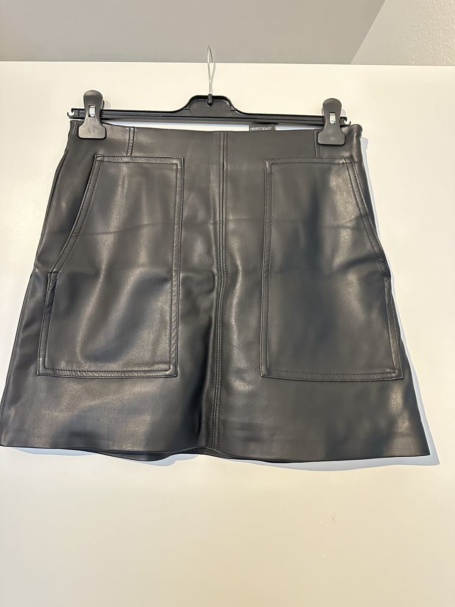 H&M Röcke: H&M Rock – Gebraucht aus Bergdietikon von sim_rg8v