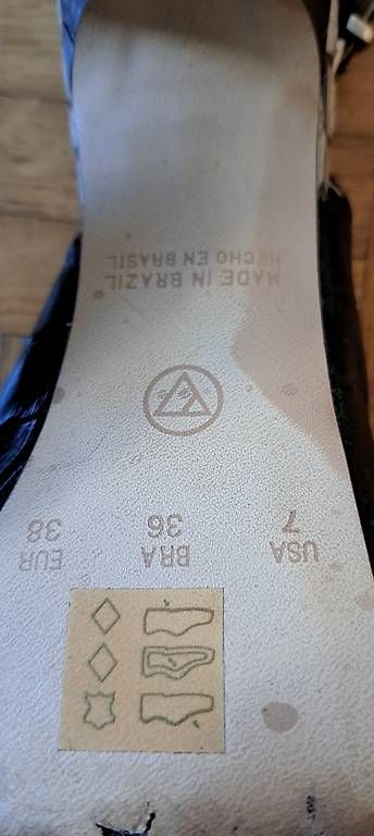 Damenschuhe: Sandale talon haut – Gebraucht aus Genève von couleurrouge 1