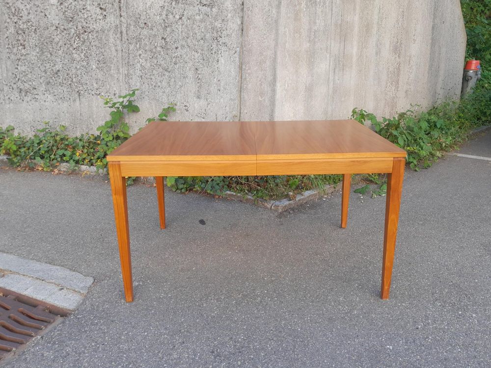 Vintage Esstisch / ausziehbar / Tisch / Möbel (Gebraucht) in Männedorf für CHF 575 – nur Abholung auf Ricardo kaufen