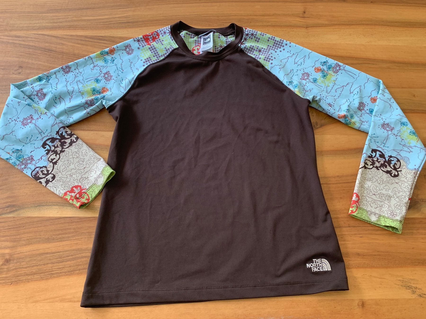North Face T-shirt: THE NORH FACE Longsleeve Gr. S – Nuovo (secondo la descrizione) da Meiringen venduto da luanik