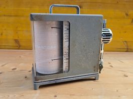 Thermo-Hygrograph mechanisch gebraucht im grauen Gehäuse