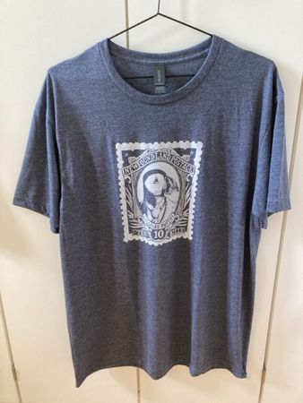 Original Gildan T-Shirt „Newfoundland Land Postage“