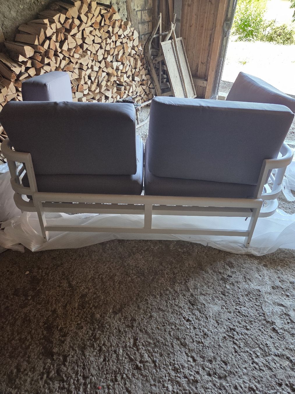 Sofas: Gartensofa Zweisitzer weiss hellgrau neuwertig – Neu (gemäss Beschreibung) aus Willisau von max_2ttp 2