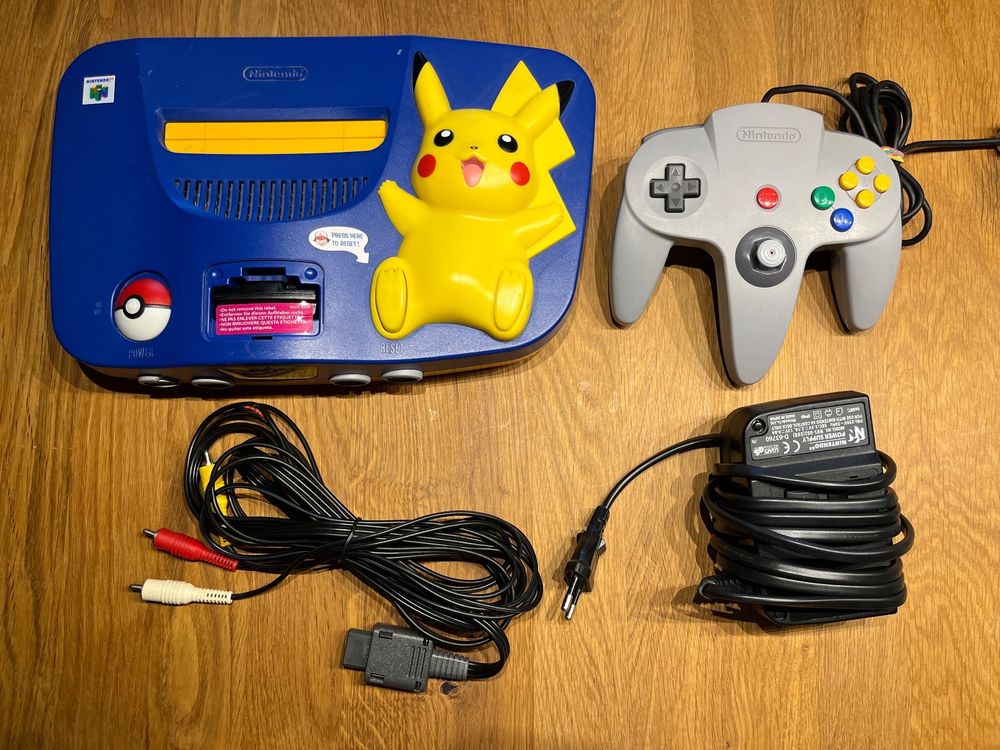 Nintendo authentic N64 Konsole Pikachu Edition Pokemom komplett GEREINIGT