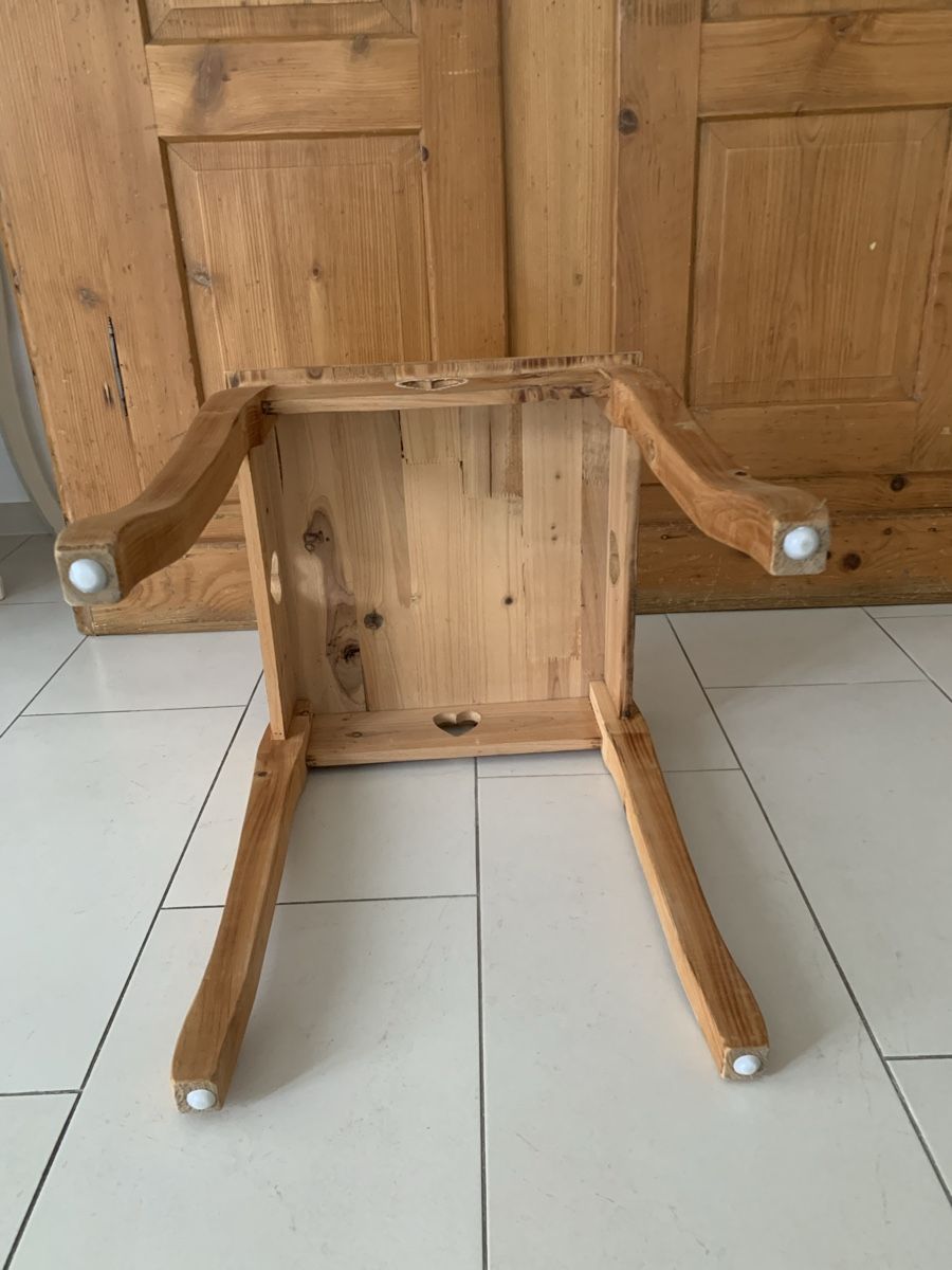 Tische: Holztischli mit Herz-Ausschnitt Shabby Chic – Gebraucht aus Ellikon an der Thur von Bali1999 8