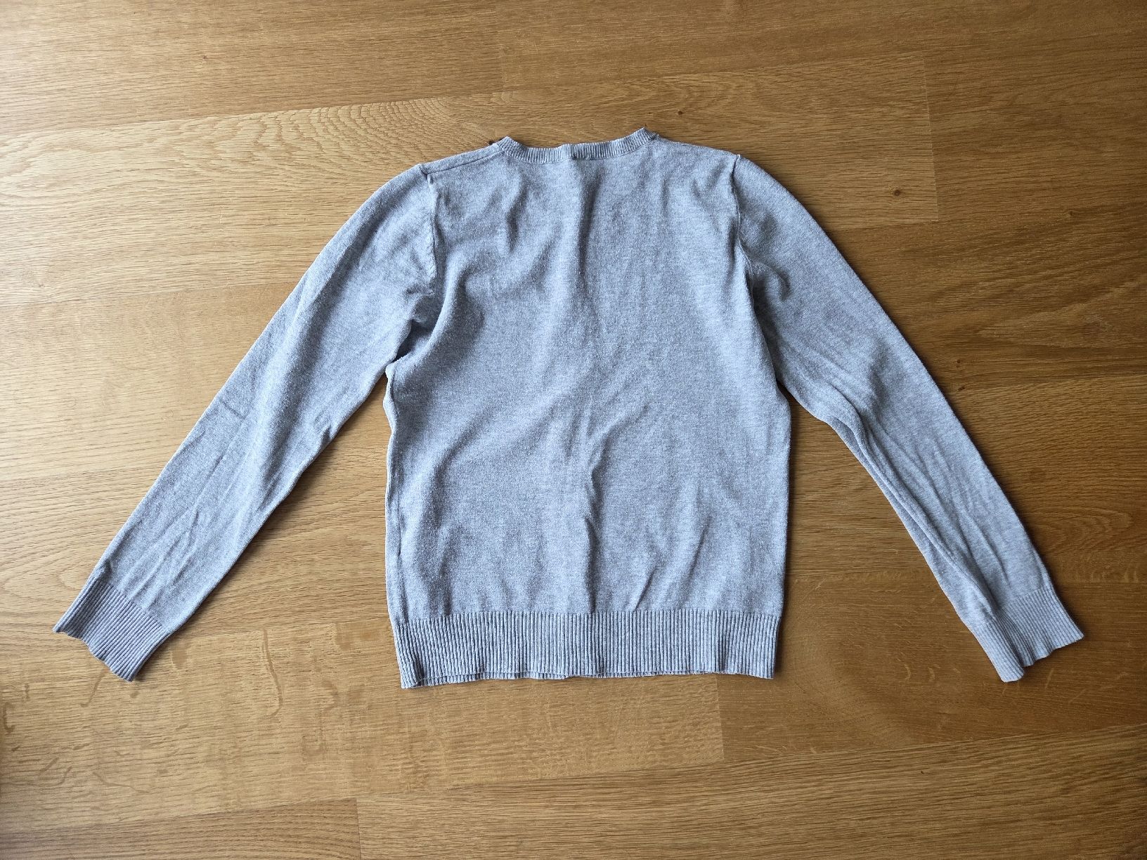 Benetton Altro abbigliamento per bambina: Benetton Strickjacke grau Gr. 150 – Usato da Villars-sur-Glâne venduto da richardette 2
