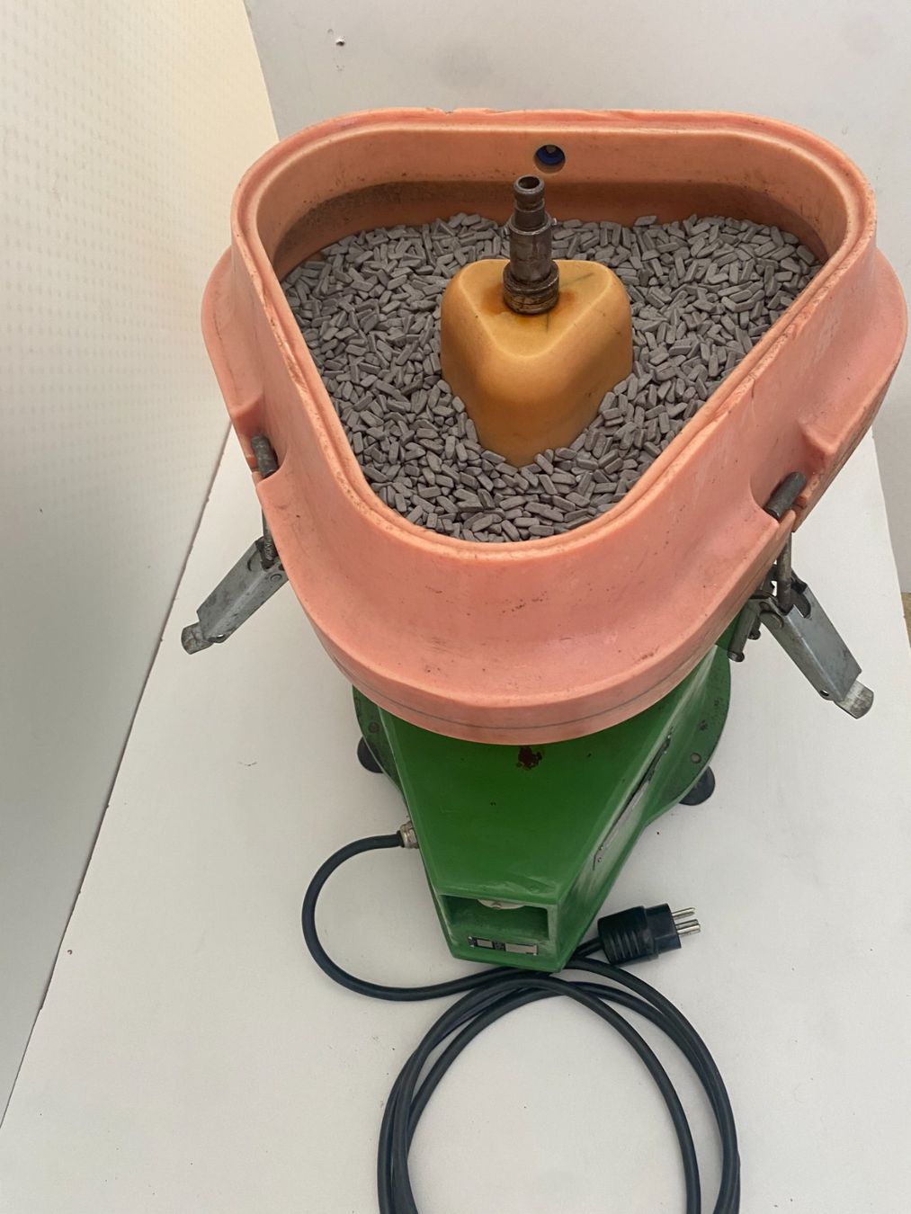 Tutte le macchine: POLYSERVICE D6   tribofinition – Usato da Cortaillod venduto da cri_hw2g 3