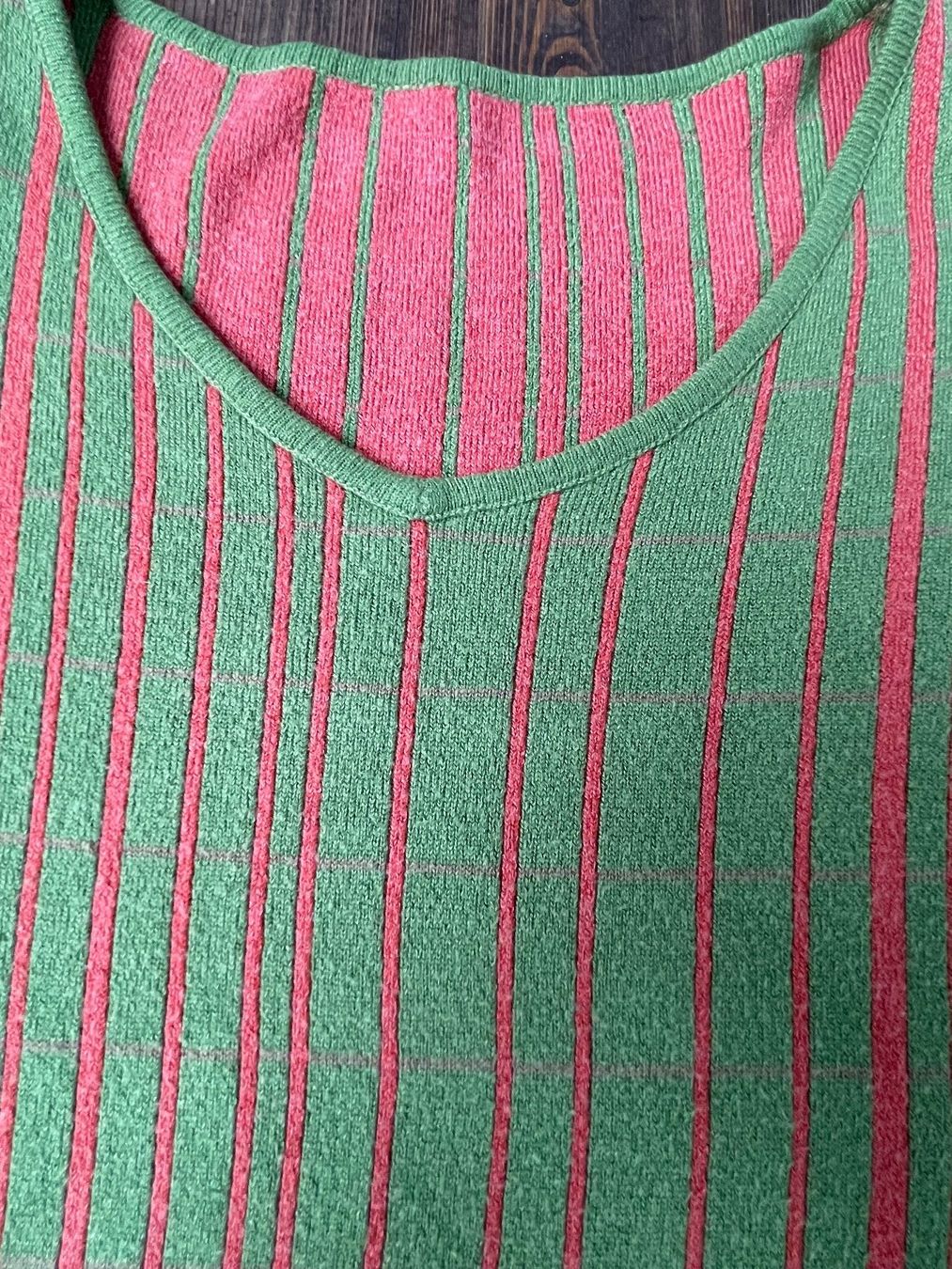 Maglioni & Felpe: xess+baba Strickpullover, kurzarm grün-rosa, Gr. 40/42 – Usato da Uster venduto da jelk 4