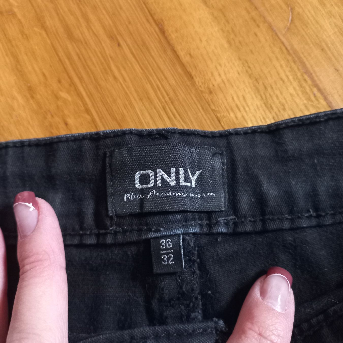Only Pantaloni: ONLY Cargo Hosen, Grösse 36/32, neuwertig – Nuovo (secondo la descrizione) da Bettlach venduto da Venus22999 1