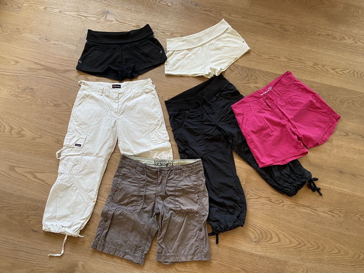 Lotti di vestiti: Kurze Hosen Gr. M/L – Usato da Lützelflüh-Goldb venduto da N.H.