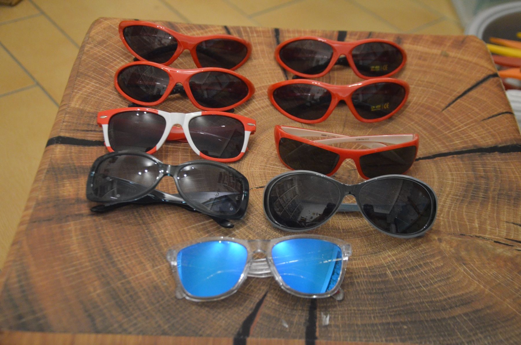 Occhiali & Lenti: SONNE BRILLE PAKET - 9 PAAR – Nuovo (secondo la descrizione) da Chiasso venduto da Dolly015