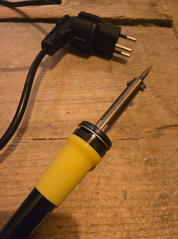 Tutti gli attrezzi: Basetech Lötkolben Starter Set 30 W – Usato da Chur venduto da mchermann 3