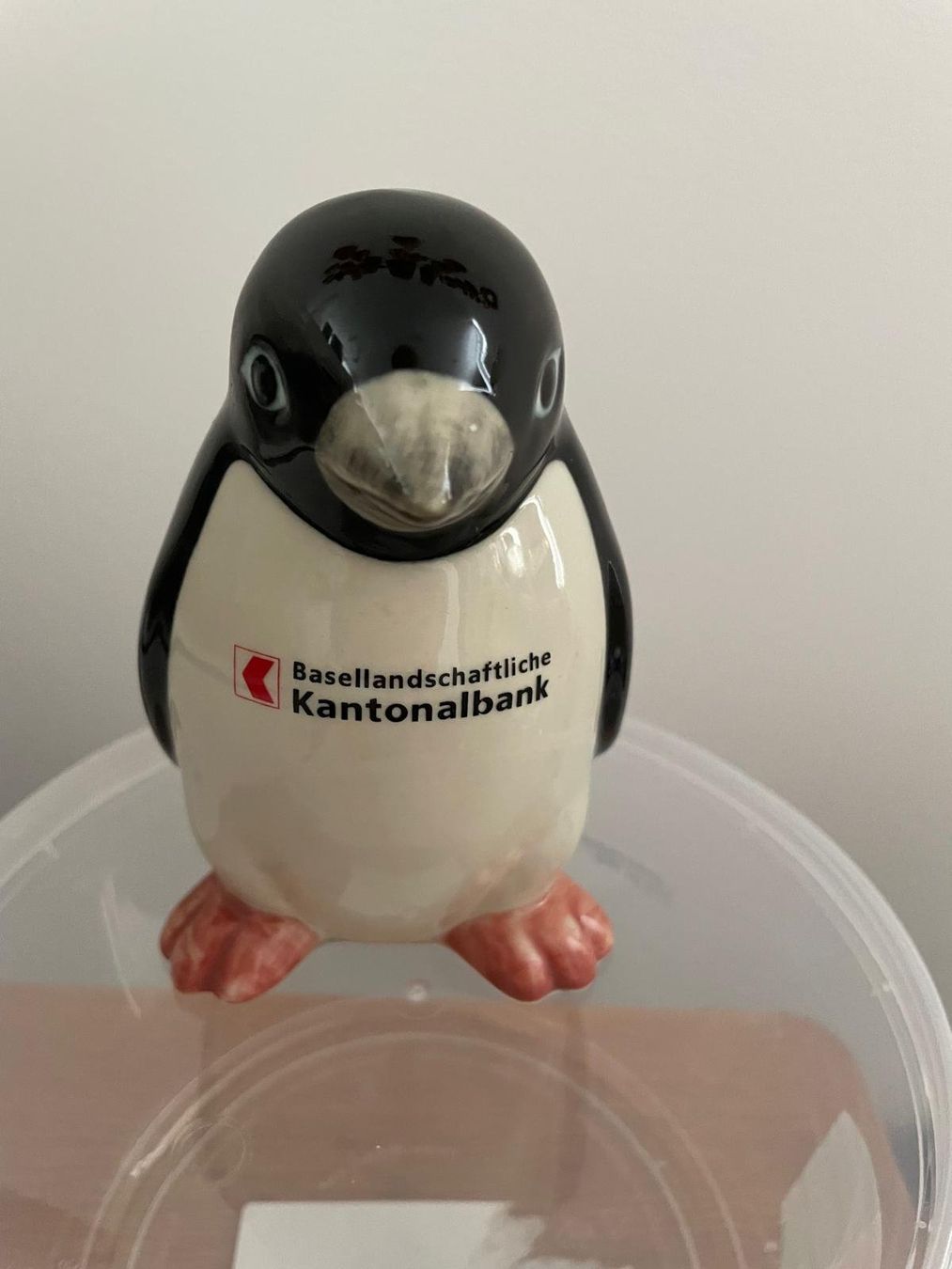 Spardosen: Altes Sparkässeli Kantonalbank – Gebraucht aus Reinach BL von pinusmugo