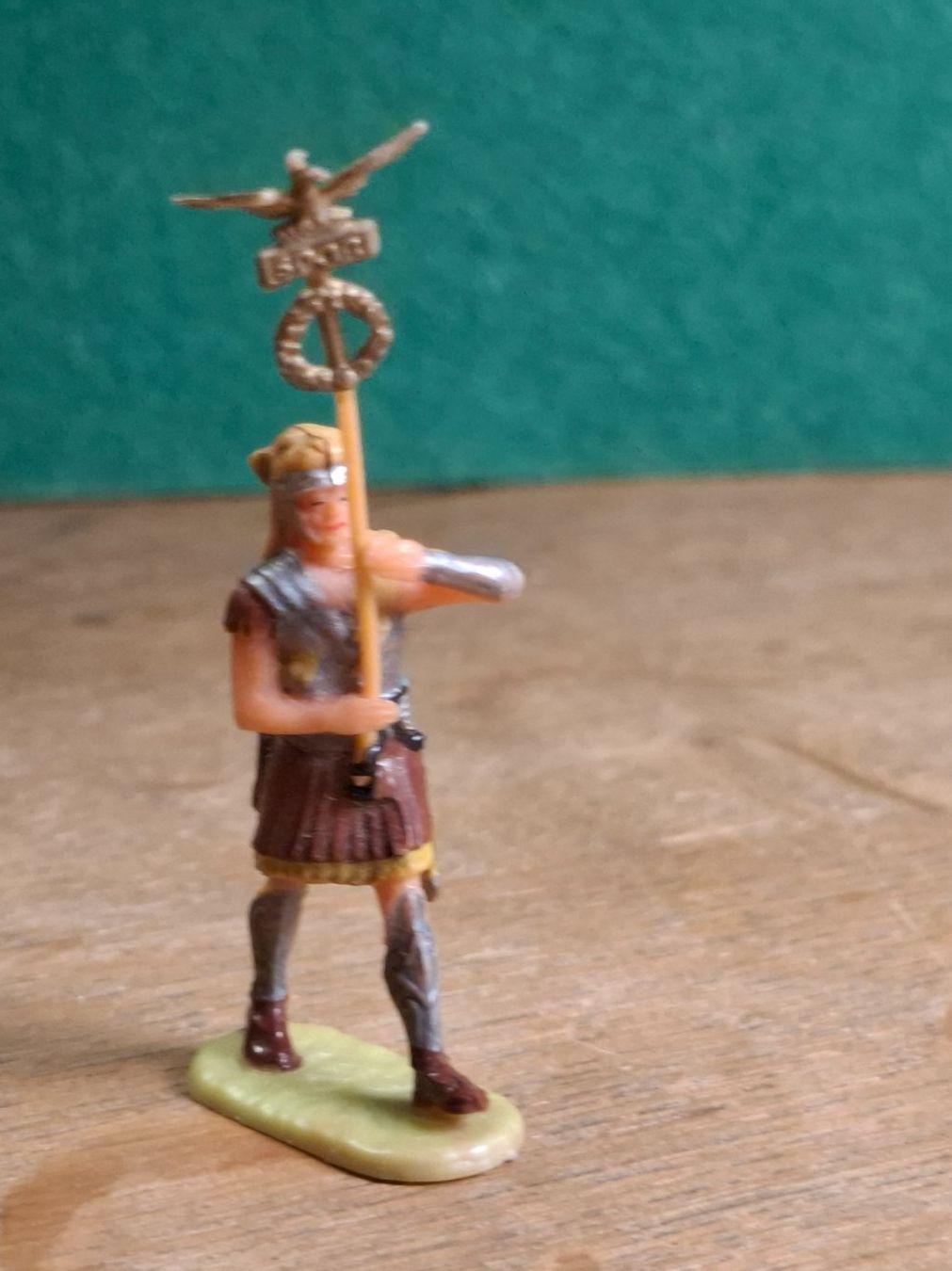 Elastolin Spielzeuge: Elastolin Römer Legionär Ritter Soldat Spielfigur - Mini – Gebraucht aus Schlieren von Svenja7 2
