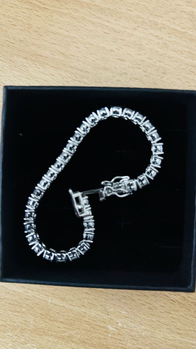 Bracciali & Braccialetti: Tennis Bracelet Silver Crystal New – Nuovo (secondo la descrizione) da Stallikon venduto da Toluu