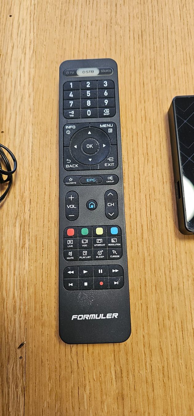 Formuler Systèmes audio & multimédias: Formuler Z7+ UHD IPTV Settop Box – D'occasion à Küttigen par FuturePlanet 2