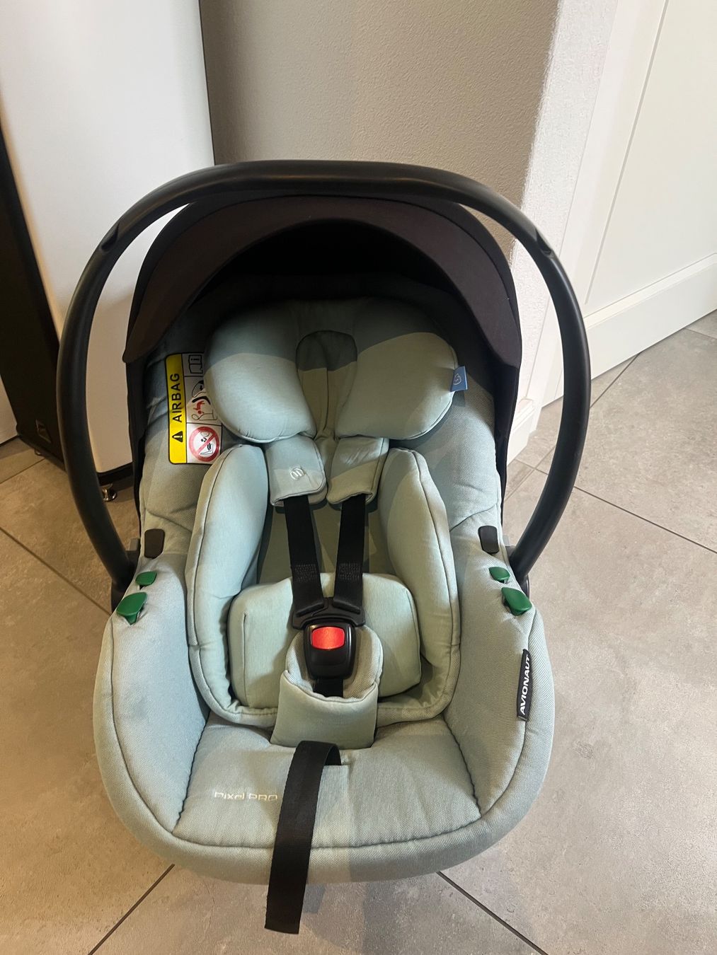 Seggiolini per auto: Avionaut Pixel pro 2.0, Babysafe, Babyschale, mint – Usato da Mollis venduto da Miss_Dresses 1