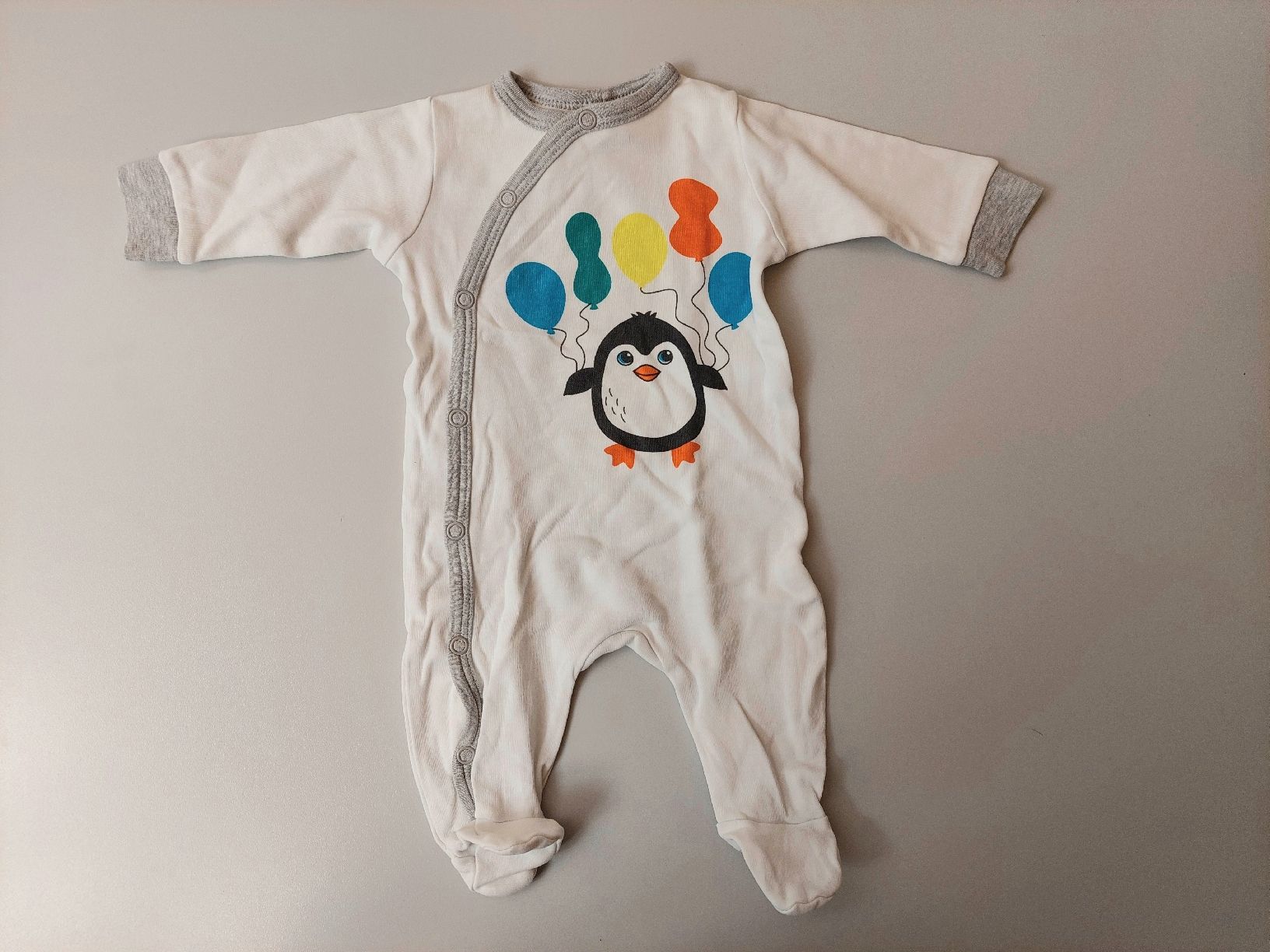 H&M Pyjamas & Ähnliches: Pyjama Grösse 50, H&M, Pinguin – Gebraucht aus Aeschi b. Spiez von Corin1234