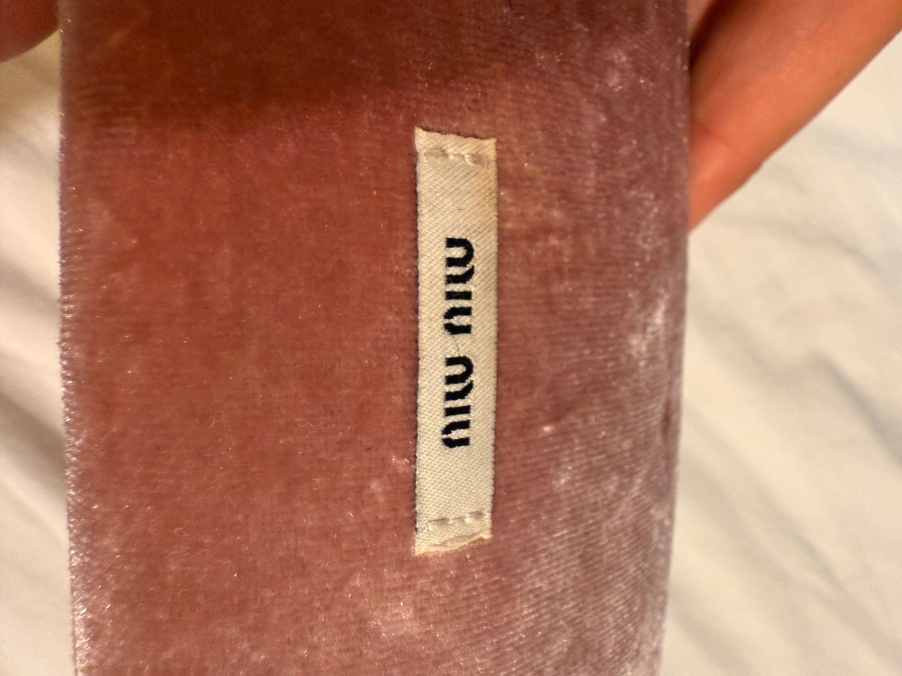 Miu Miu Lunettes & Verres: Lunettes de soleil Miu Miu noir – D'occasion à Genève par Rachelp13 1