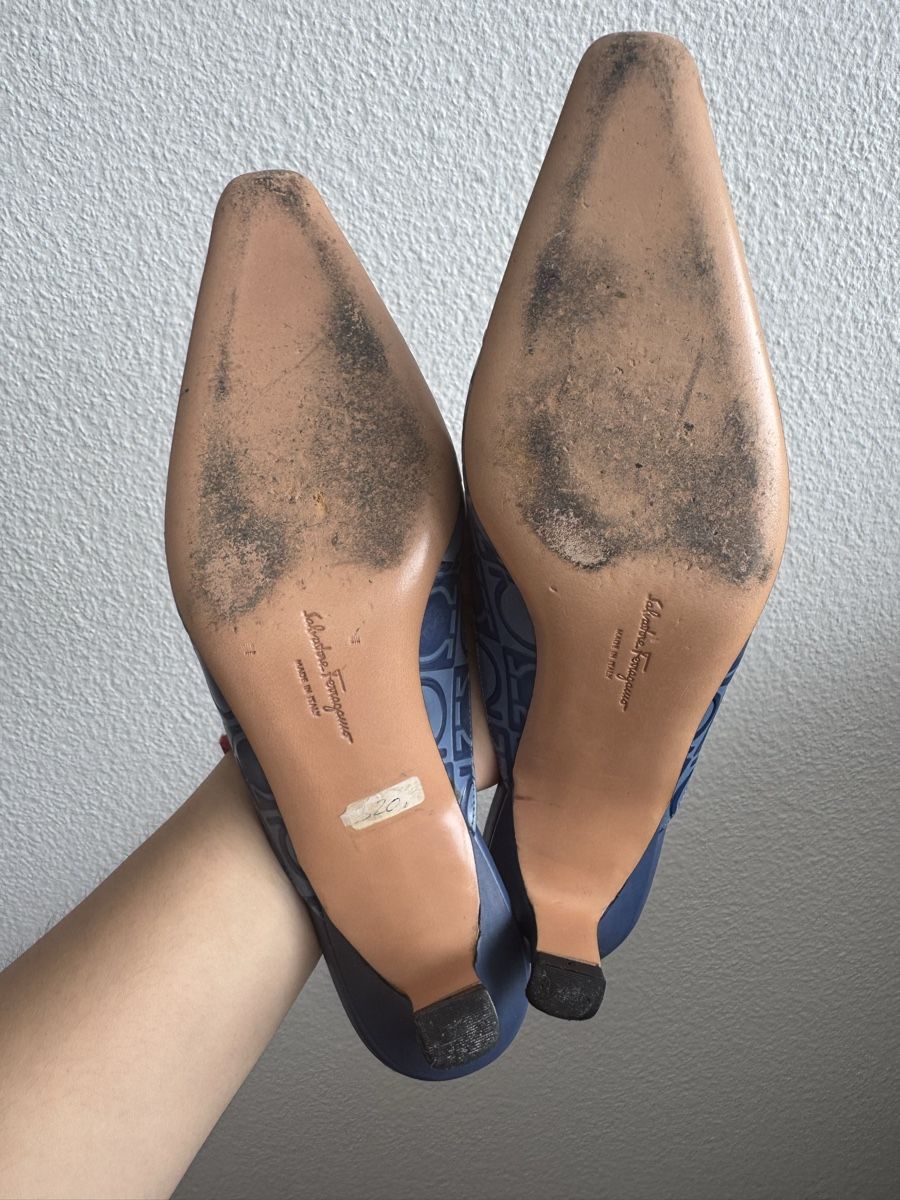 Salvatore Ferragamo Damenschuhe: Ferragamo Leder Mules y2k Vintage – Neu (gemäss Beschreibung) aus Uetikon am See von sop_vw5x 4