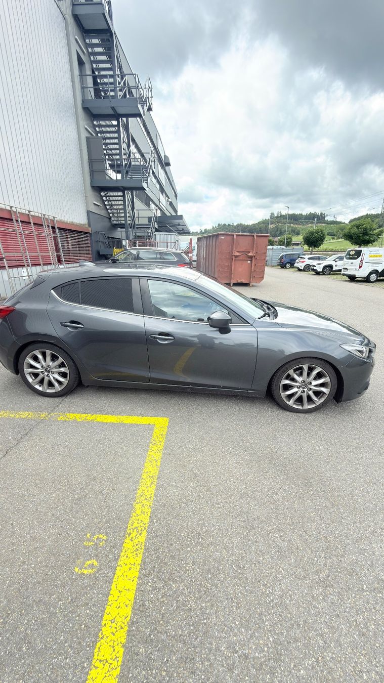 Mazda Autos: Mazda 3 Hatchback 5-door Dark Grey Used – Gebraucht aus Schliern b. Köniz von Secareanu-alexx 4