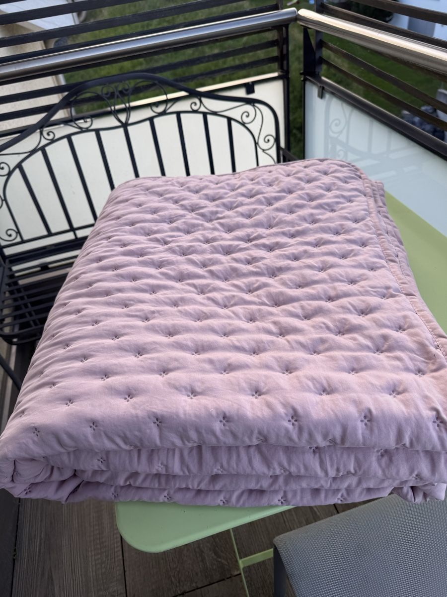 Coperte: Wunderschöner Bettüberwurf/Plaid/Quilt – Usato da Sirnach venduto da sirni