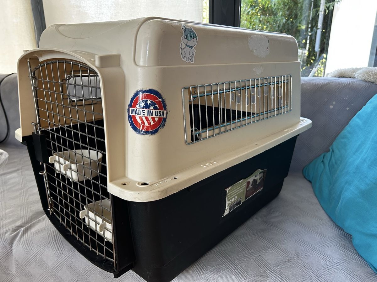 Käfige, Transport & Sicherheit: Hunde Transportbox airlinetauglich – Gebraucht aus Waltenschwil von Hendi 3