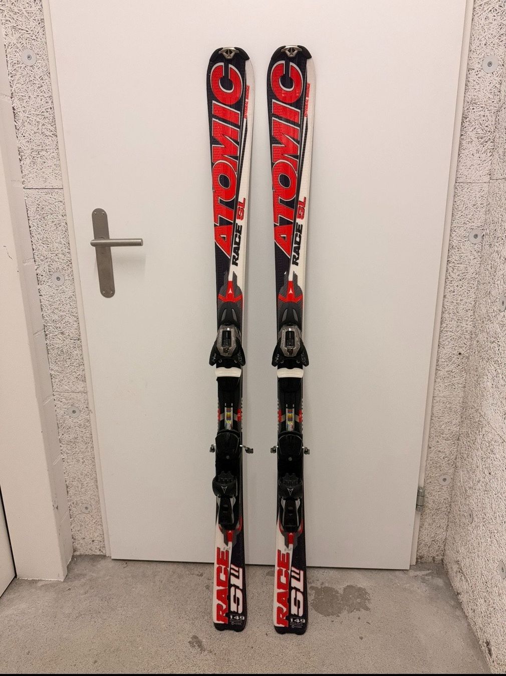 Atomic Sci: Ski – Usato da Herrenschwanden venduto da spe_k5nq