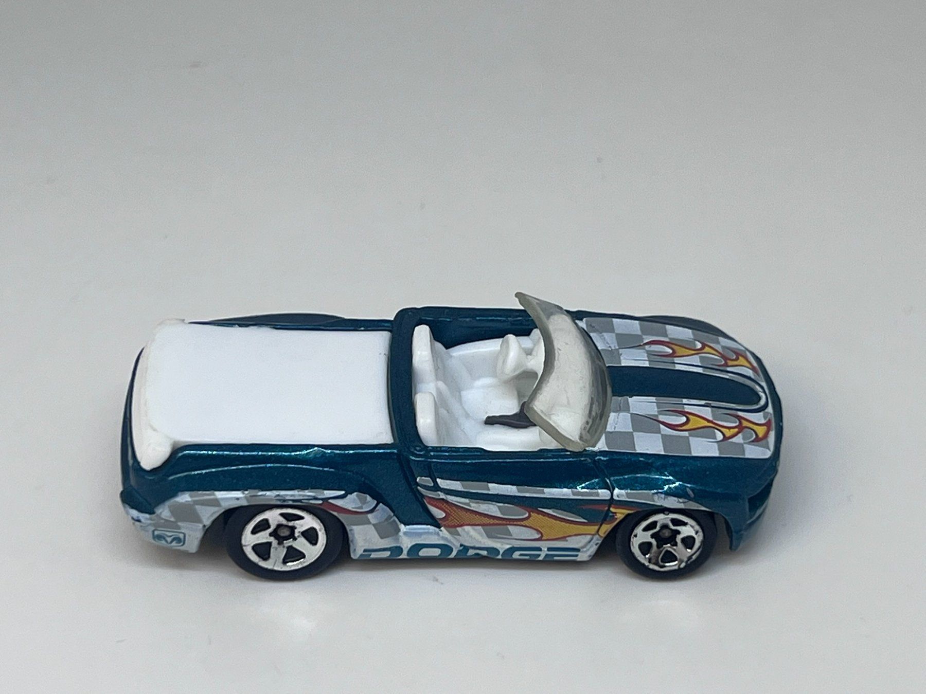 Hot Wheels Modellini d'auto: Hot Wheels Dodge Sidewinder #449 – Usato da Wildegg venduto da LaaBoutique 1
