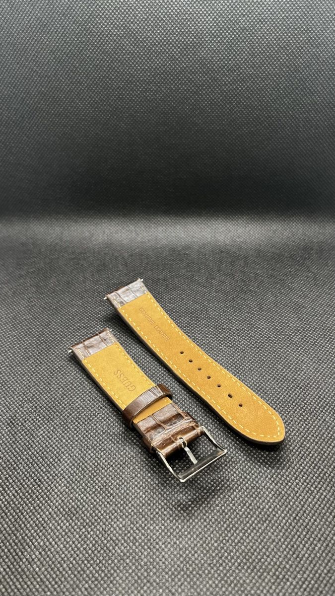 Bracciali & Braccialetti: Cinturino in pelle Guess – Nuovo (secondo la descrizione) da Pregassona venduto da TheWatchClub 1