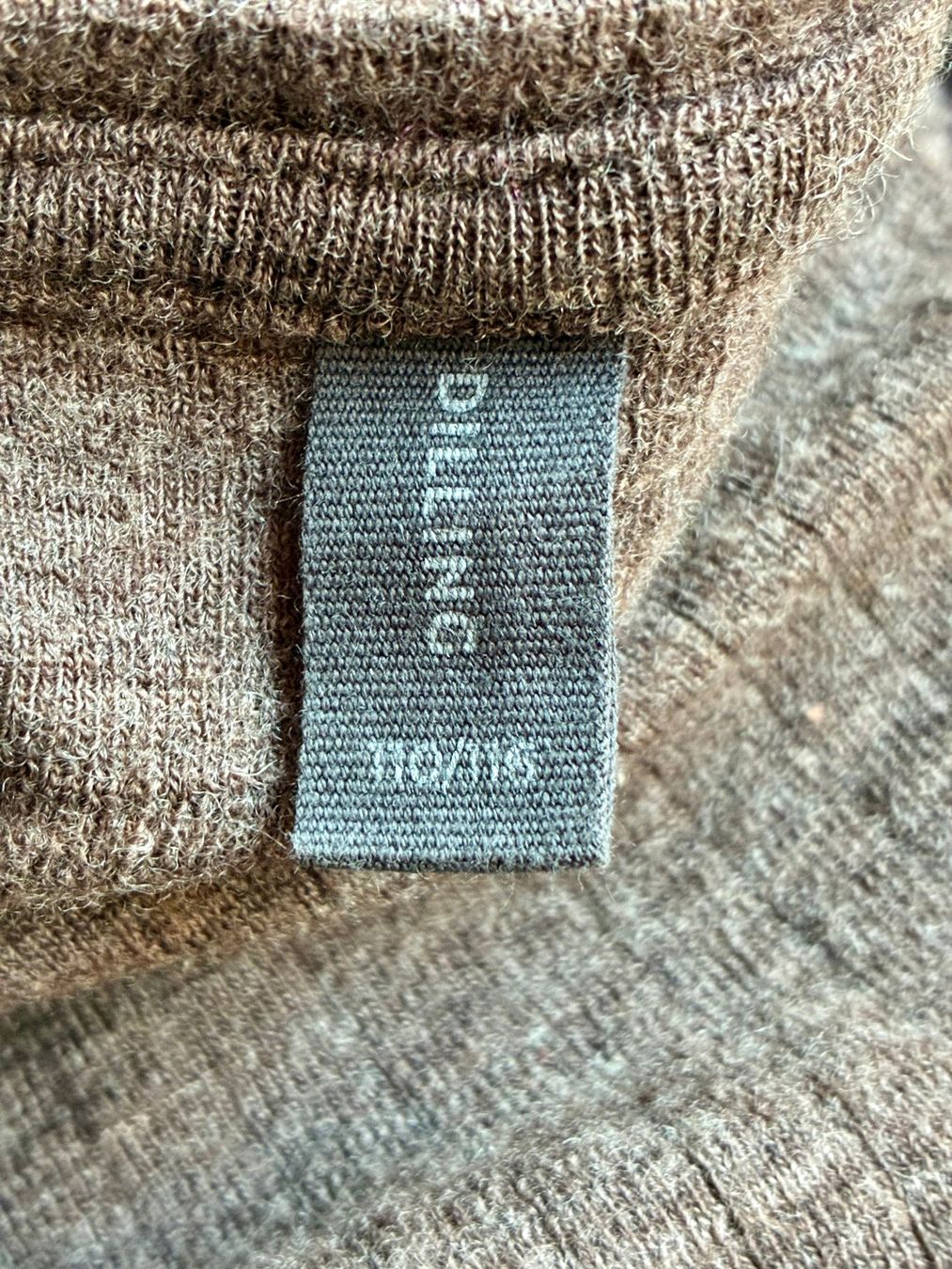 Hemden, T-Shirts & Polos: Dilling Langarm Wolle 110 – Gebraucht aus Schwanden i. E. von Magnolia88 1