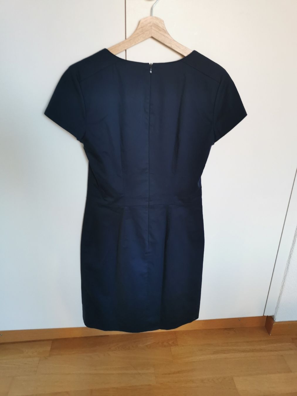 Hugo Boss Kleider: Kleid Hugo Boss dunkelblau – Gebraucht aus Zürich von ann_9bjc 1