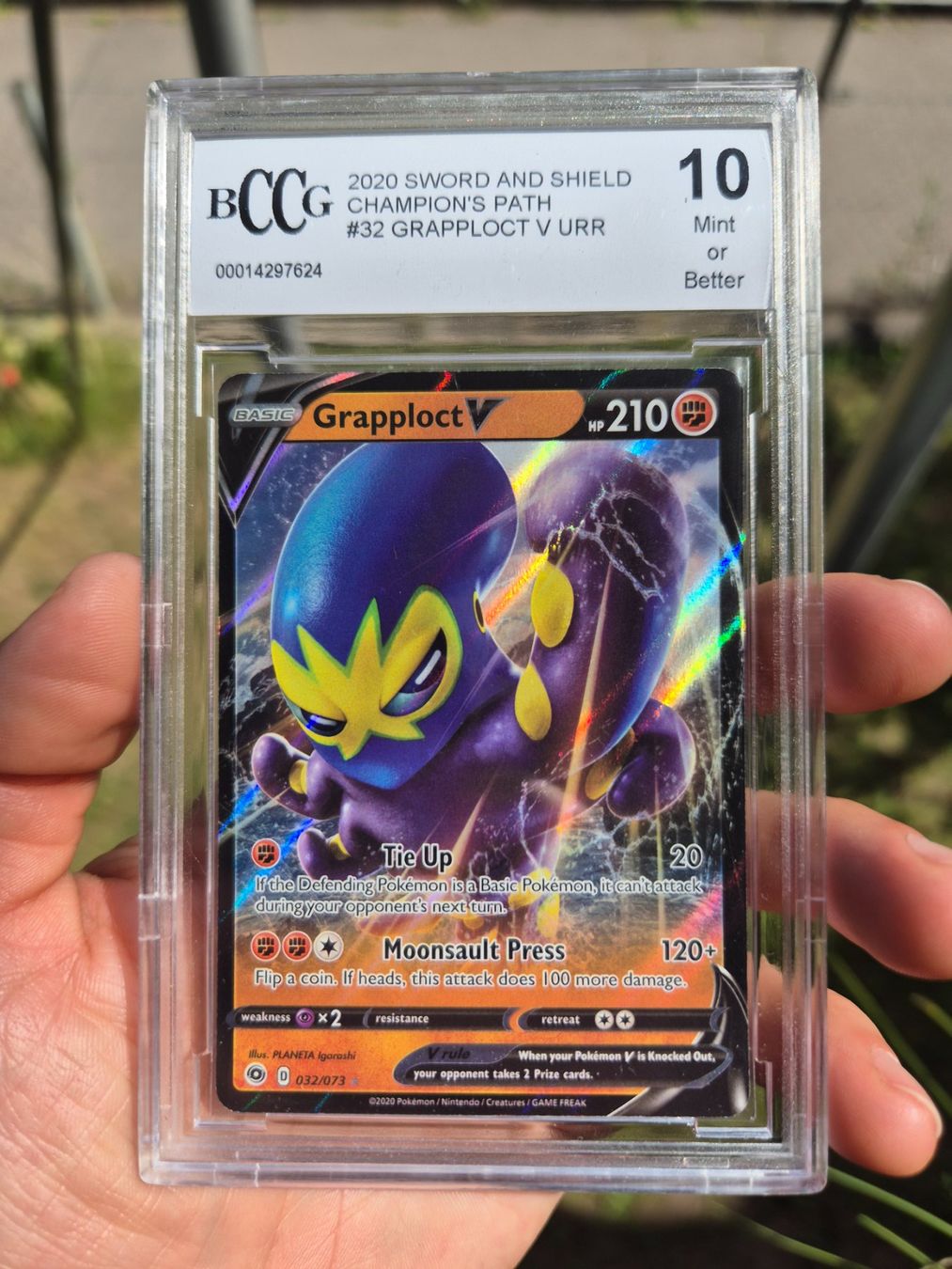 Pokémon Carte collezionabili: Grapploct V, Champions Path 32/73 – Nuovo e nell'imballaggio originale da Zürich venduto da alessa88
