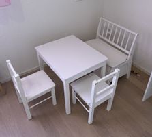 Kindertisch, Stühle & Bänkli