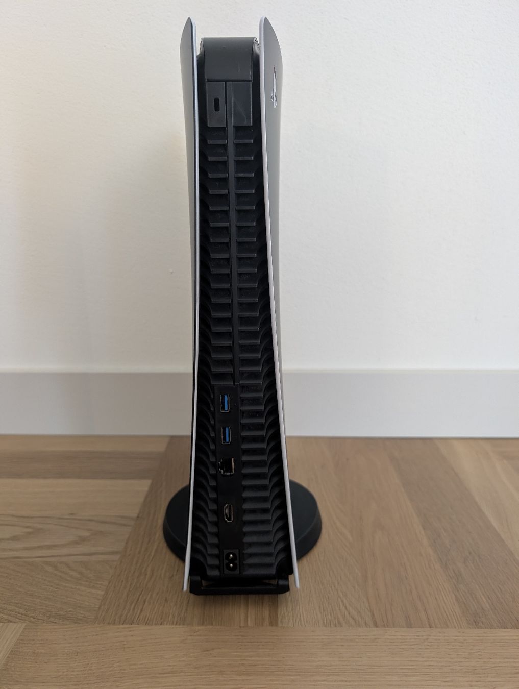 Sony Konsolen: PlayStation 5 (Digital Edition) - 2 TB SSD - Pro Controller – Gebraucht aus Zürich von montelupo0 4