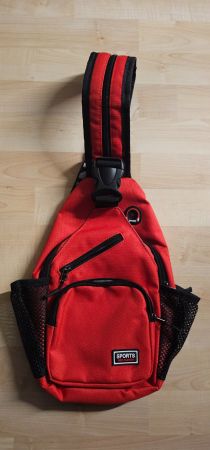 Rote Diagonale Seitentasche (Rucksack)