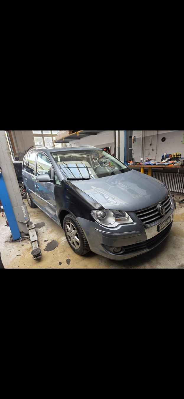 VW Automobili: VW Touran 1.4 TSI , 7 Plätzer – Usato da Schötz venduto da corrado82