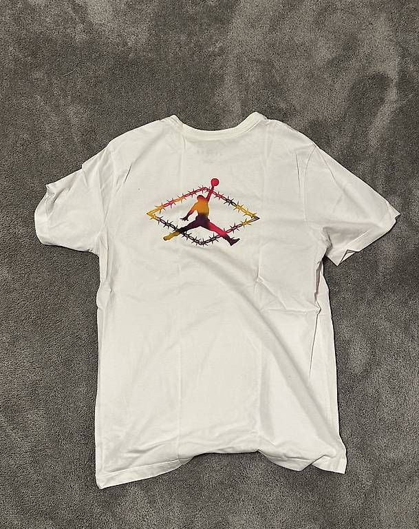 T-Shirts: T-Shirt Jordan Weiss Grösse: L – Gebraucht aus Bottmingen von fed_8spp 1