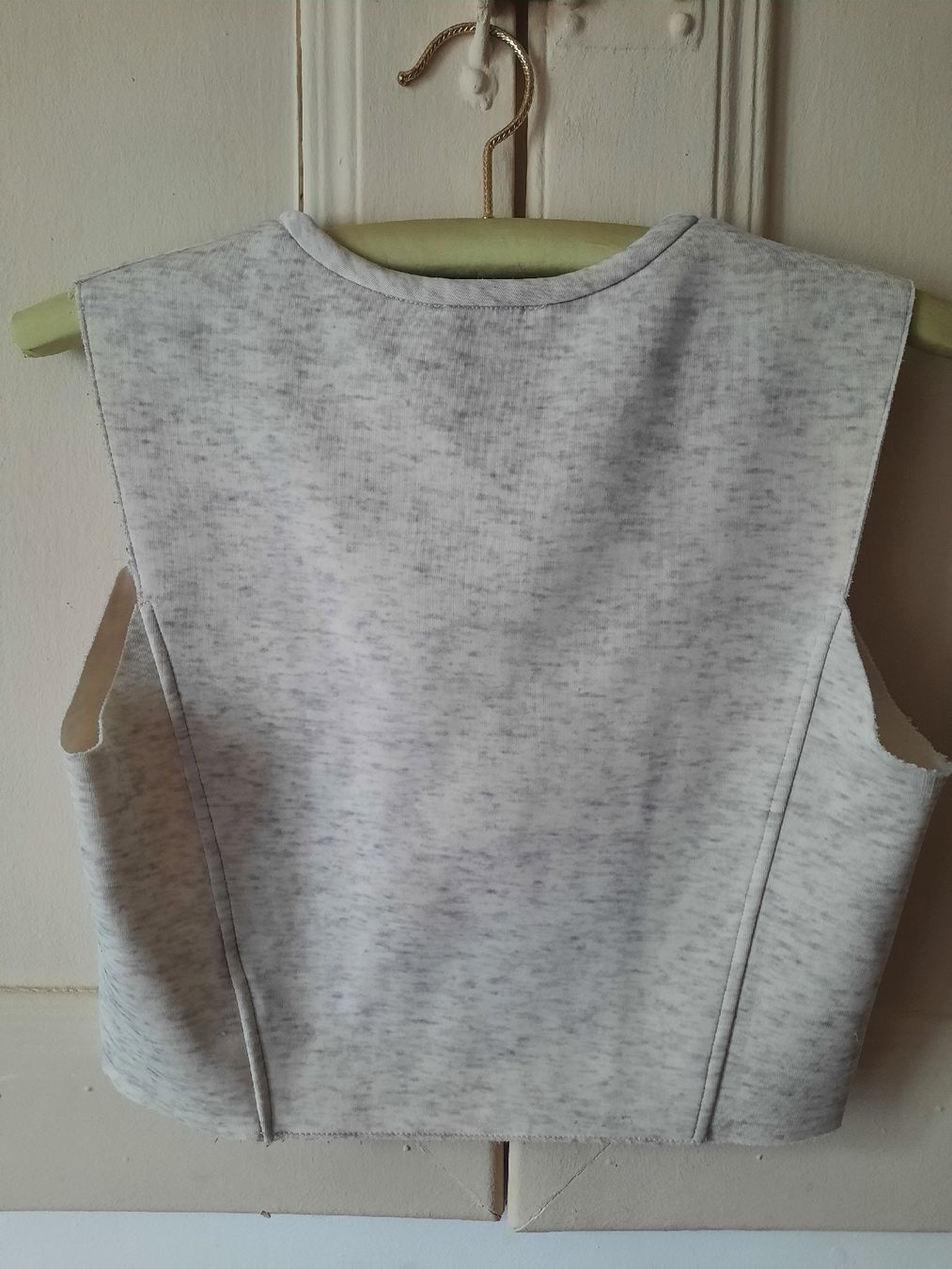 Zara Top: Top gris chiné – Usato da La Chaux-de-Fonds venduto da cel_k2b7 3