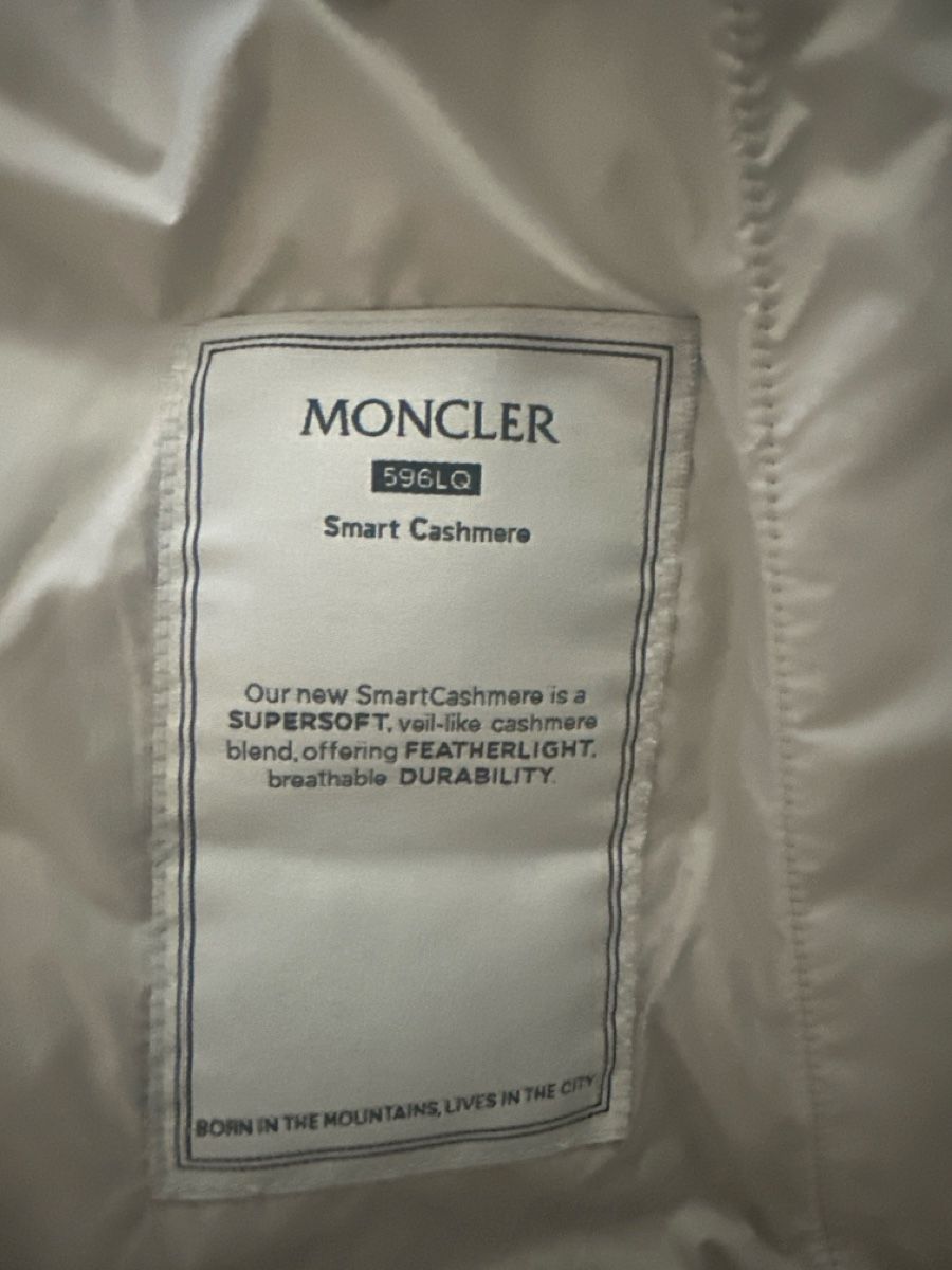 Moncler Vestes: Moncler Down Jacket Smart Cashmere Size S / 2 Beige – D'occasion à Dättwil AG par hkf_sns2 2