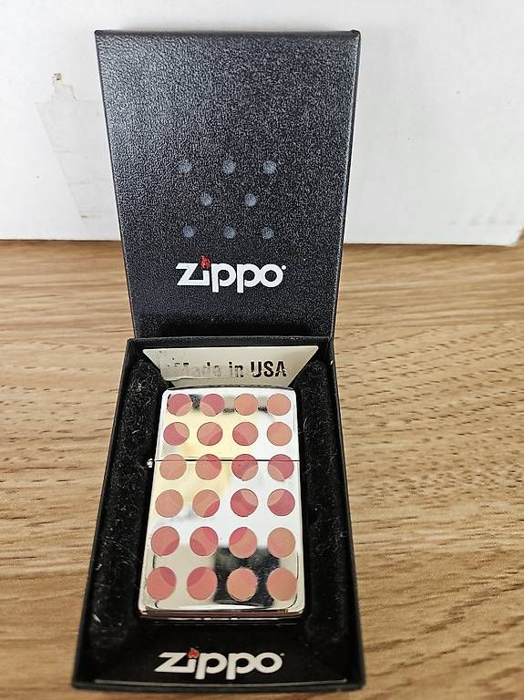 Zippo Accendini: Briquet Zippo – Usato da Anières venduto da mar_lh8p 3