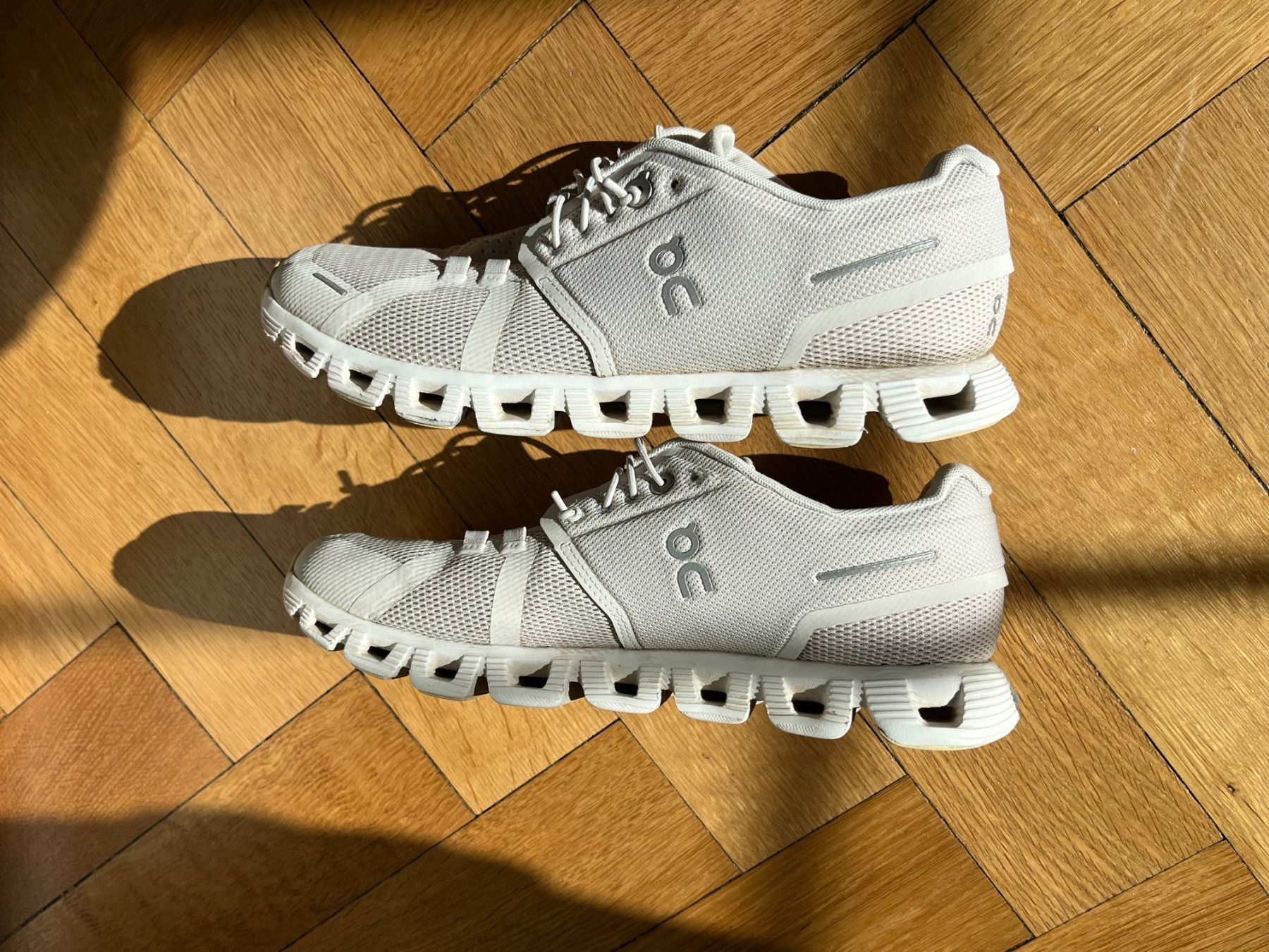 On Chaussures femmes: On Schuhe – D'occasion à Basel par wuyo 2