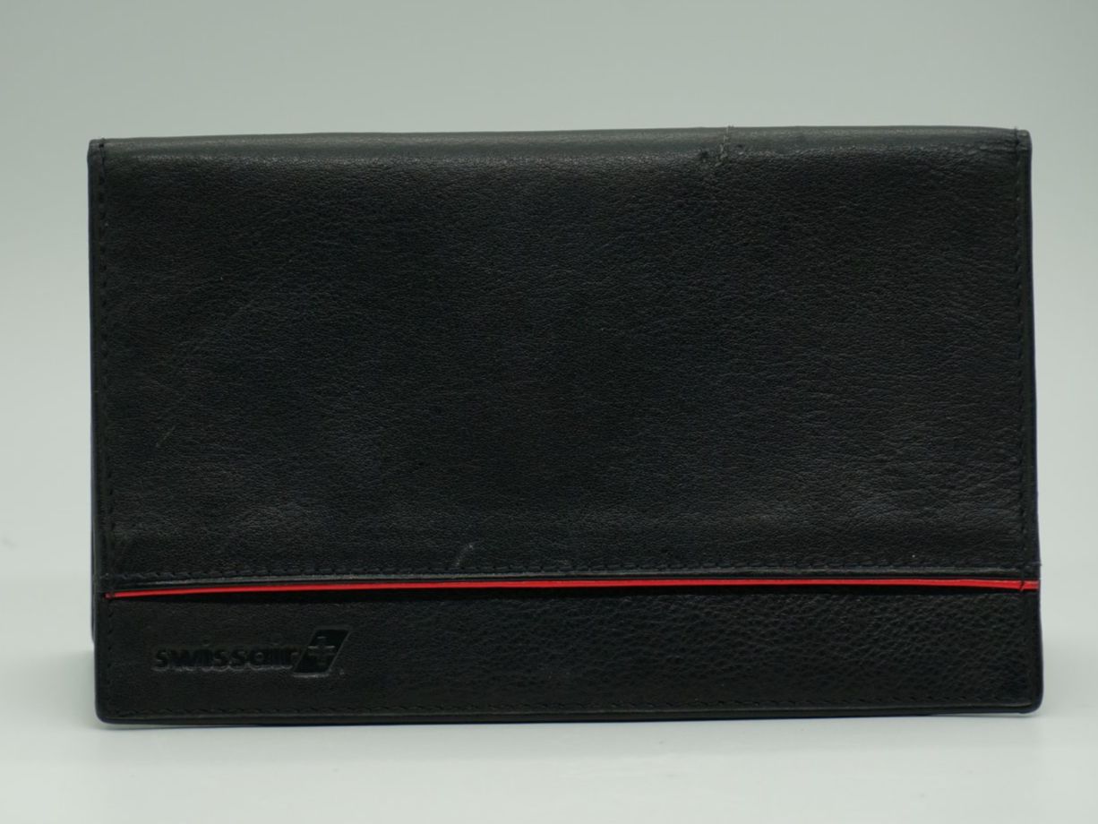 Autres vêtements & accessoires: Swissair Schwarze Leder Etui – D'occasion à Rüti ZH par Restwert_Rueti_ZH 2