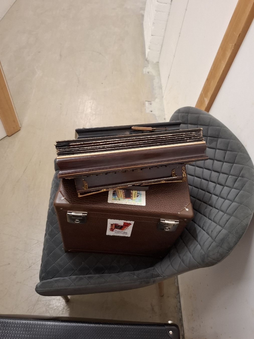 Strumenti musicali: diatonisch orgeli antique – Usato da Villeneuve venduto da BibiVintage 4