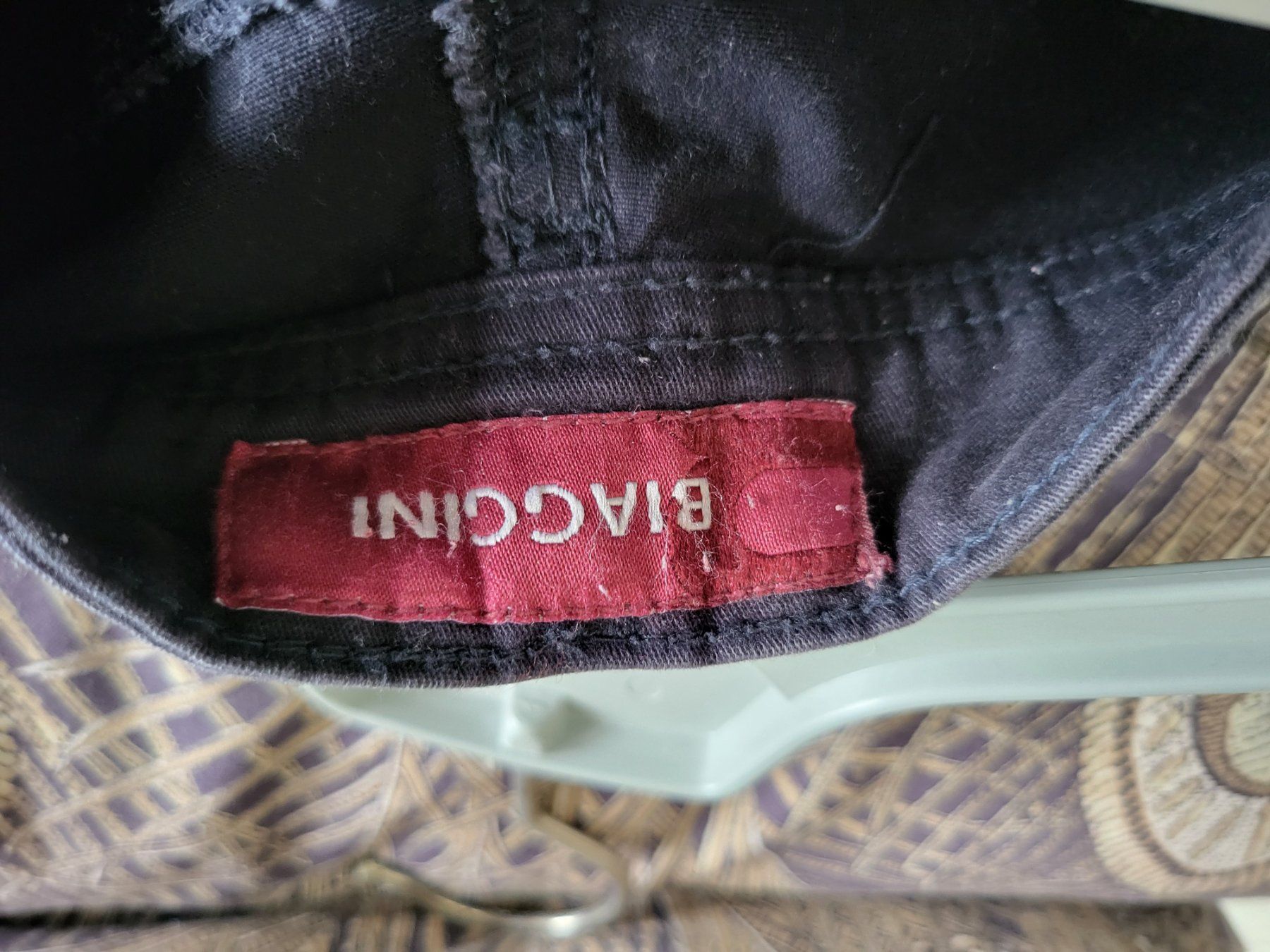 Pantaloni: Dunkelblaue Mädchen- Damenhose Grösse 19? Vermutl 34 – Usato da Horgen venduto da 2CH70 3